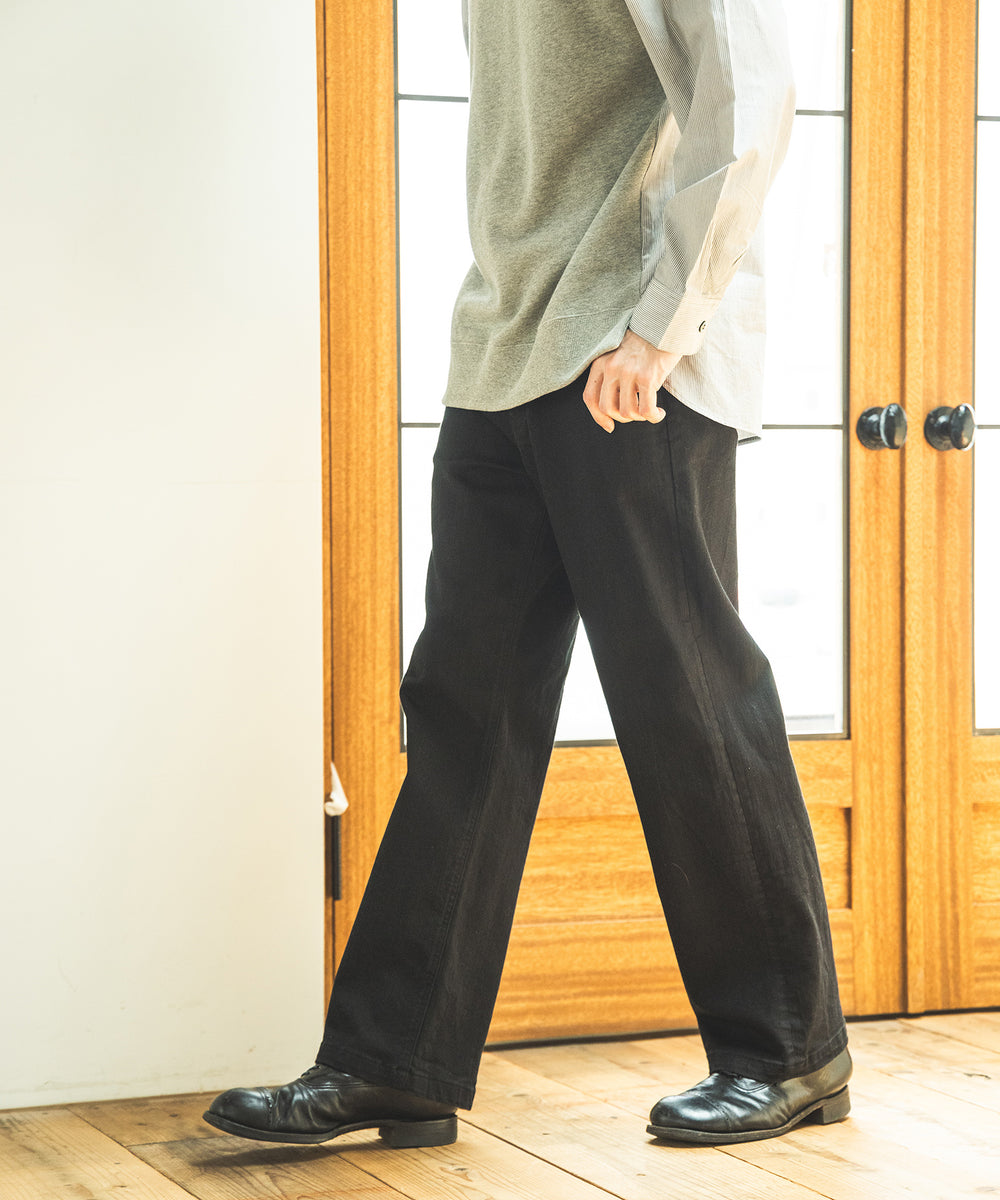 SUPER STRETCH DENIM / SILICON DYED WIDE STRAIGHT PANTS / M233107