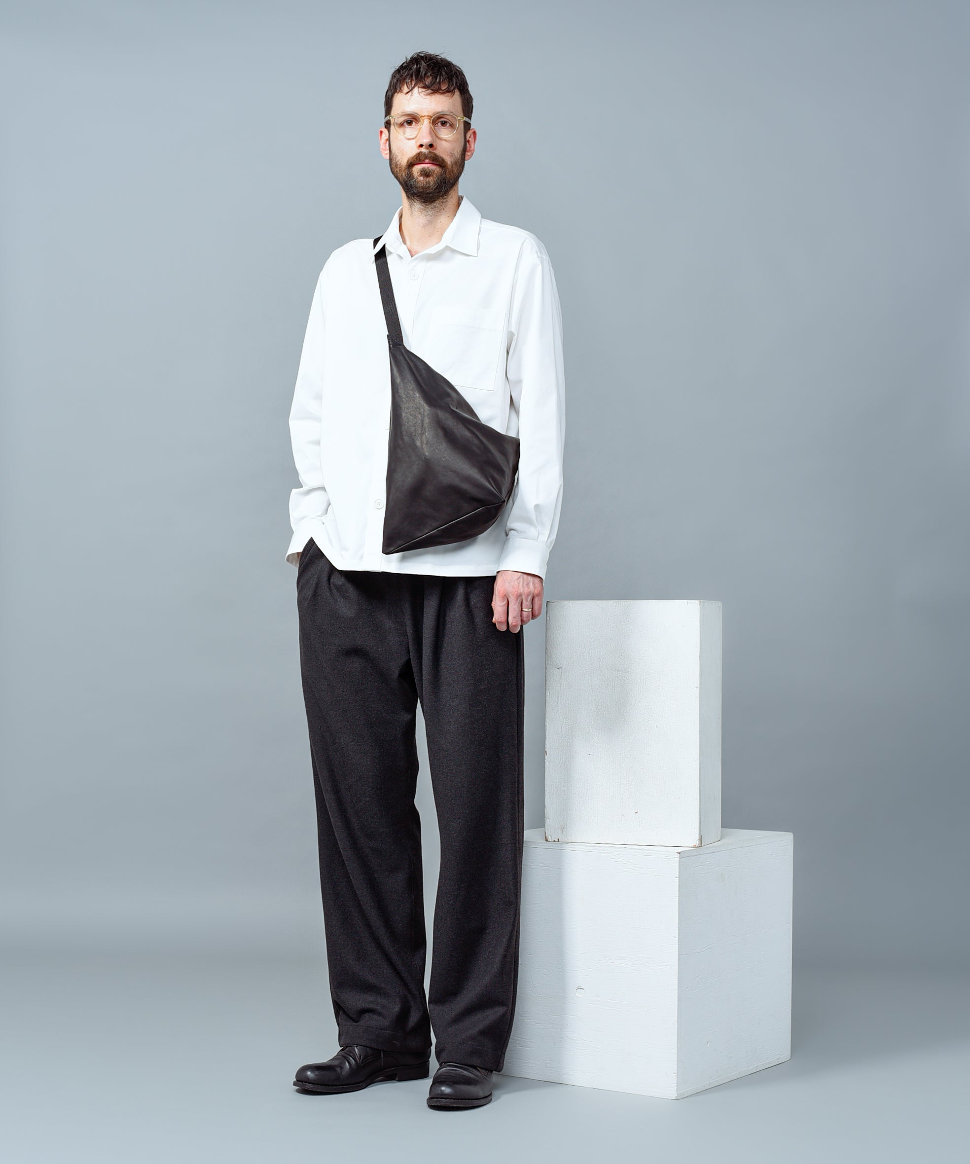 IMPERMA-LEATHER / TRIANGLE BODY BAG / ME696 – MR.OLIVE ONLINE STORE